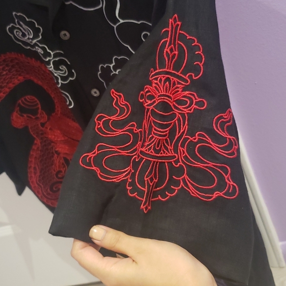 Dragon Linen Button-Down - Picture 5 of 11